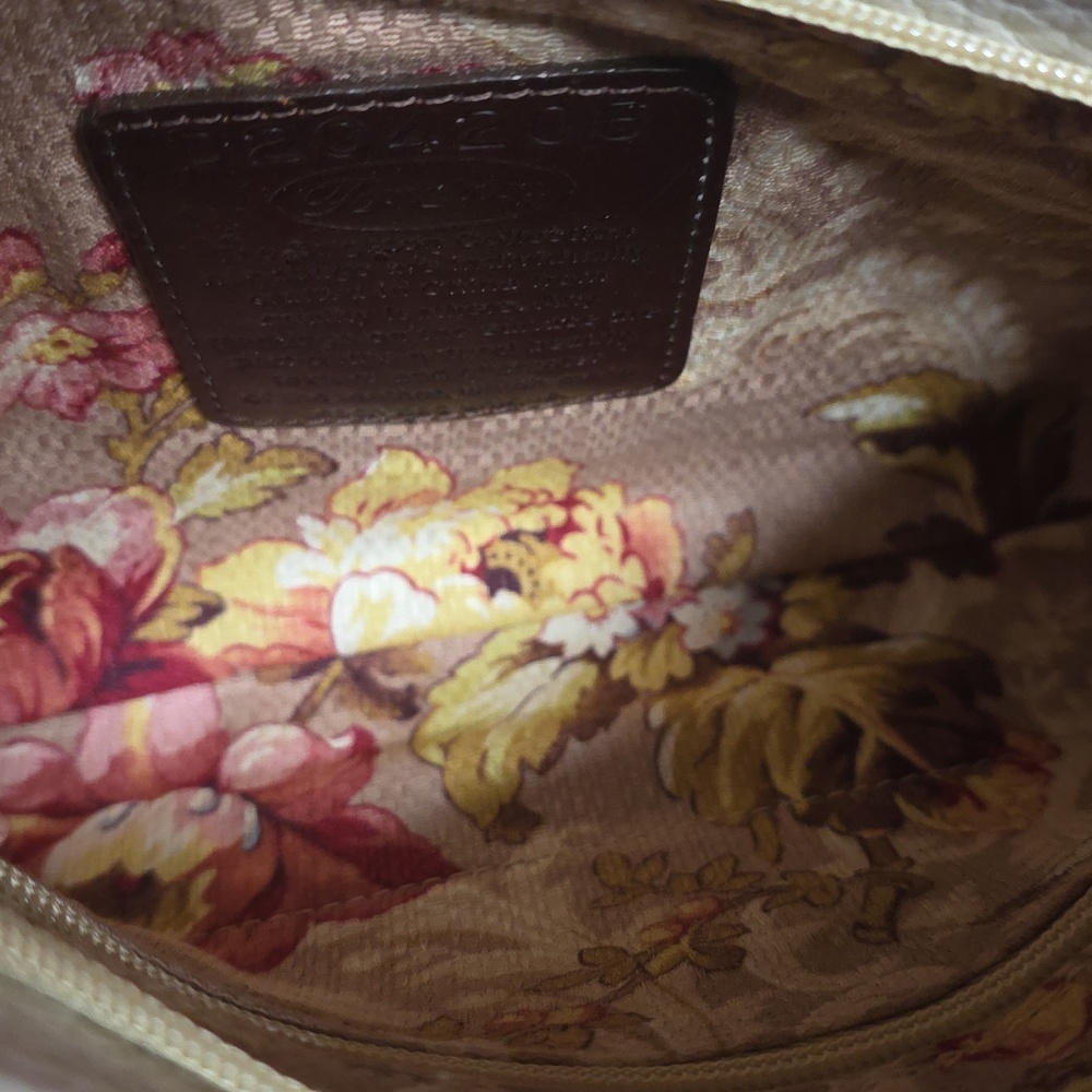 Brighton Euc Retired Rosalie Cream Applied Floral Petals Leather Shoulder Bag - Picture 14 of 17